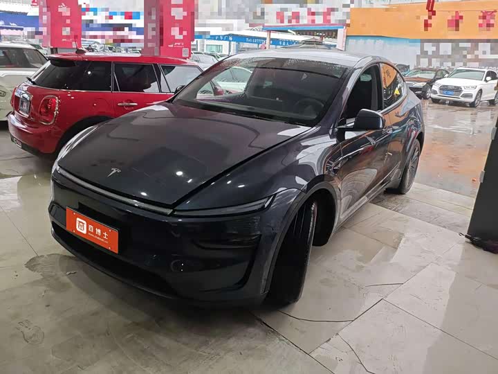 Фото 2 - Tesla Model Y