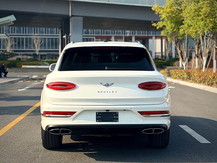 Фото 5 - Bentley Bentayga