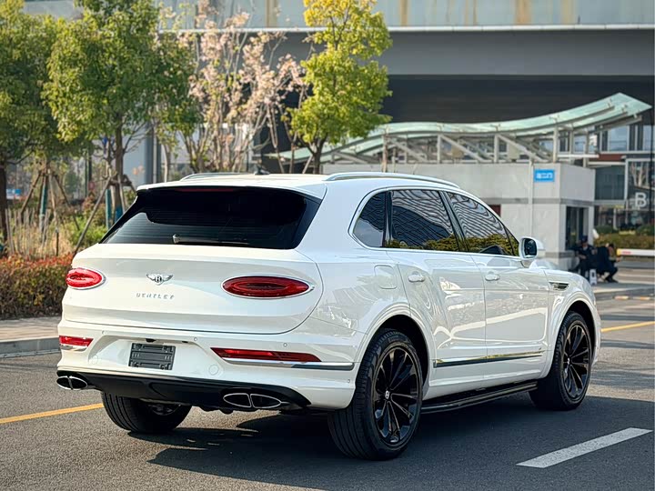 Фото 7 - Bentley Bentayga