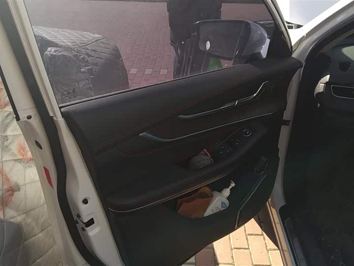 Фото 7 - Exeed LX