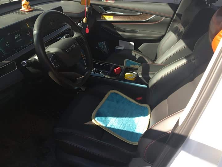 Фото 9 - Exeed LX