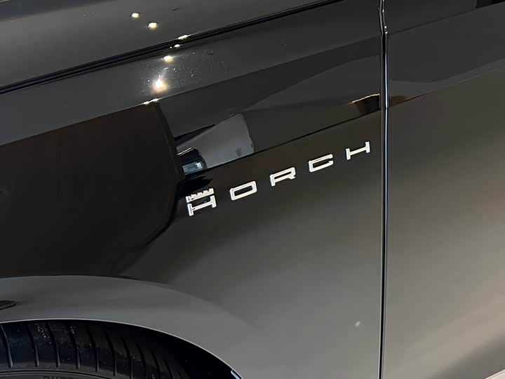 Фото 5 - Audi A8