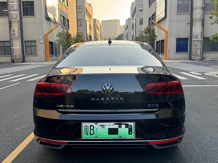 Photo 4 - Volkswagen Magotan GTE Hybrid