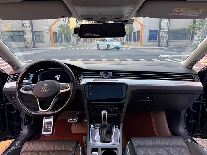 Photo 9 - Volkswagen Magotan GTE Hybrid