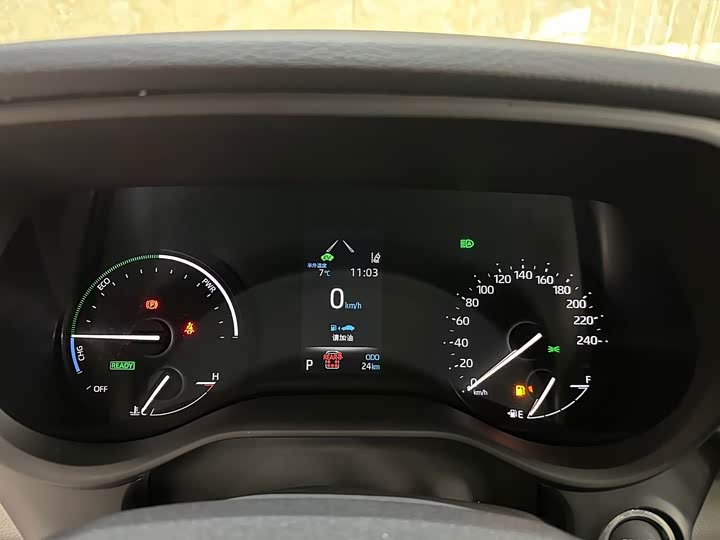 Фото 9 - Toyota Sienna