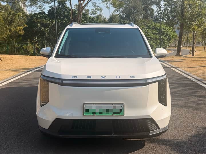 Фото 2 - Maxus Mifa 7