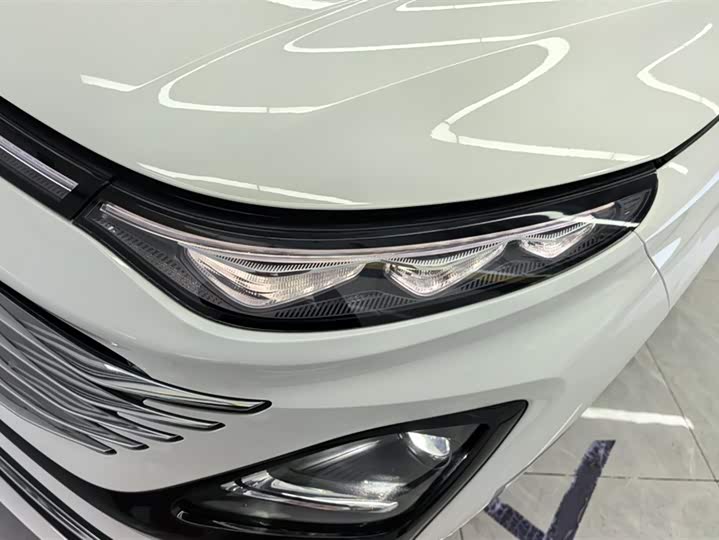 Фото 5 - Bestune T90