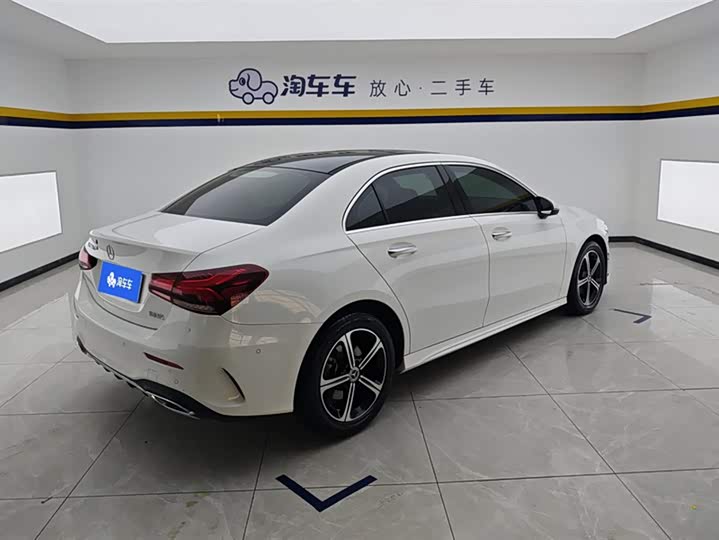 Фото 3 - Mercedes-Benz A-Class