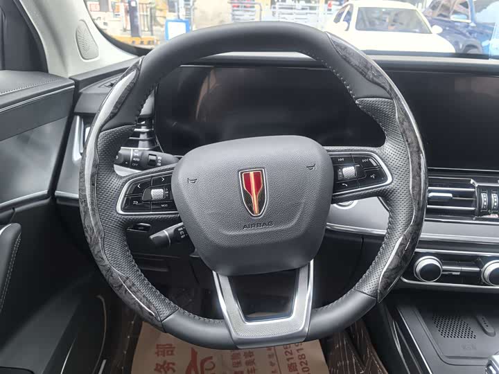 Фото 8 - Hongqi HS5