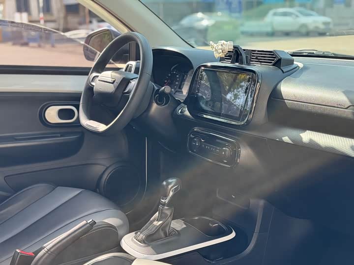 Photo 7 - Roewe Clever