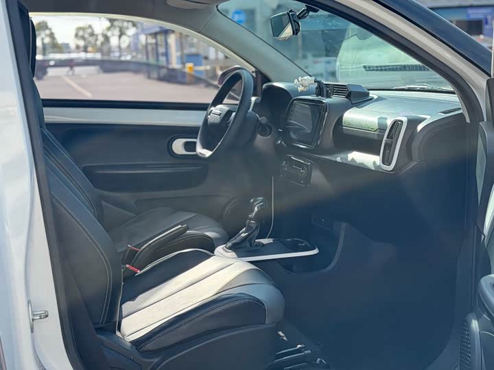 Photo 8 - Roewe Clever