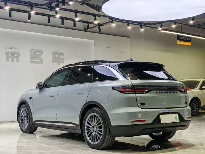 Фото 9 - Leapmotor C11