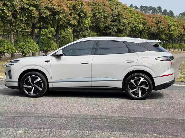 Photo 7 - BYD Sea Lion 06 Hybrid/EV