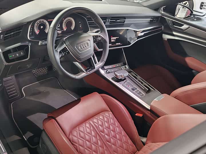 Фото 7 - Audi A7L