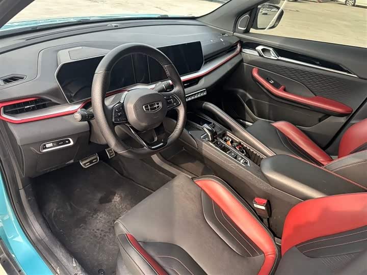 Фото 4 - Geely Coolray