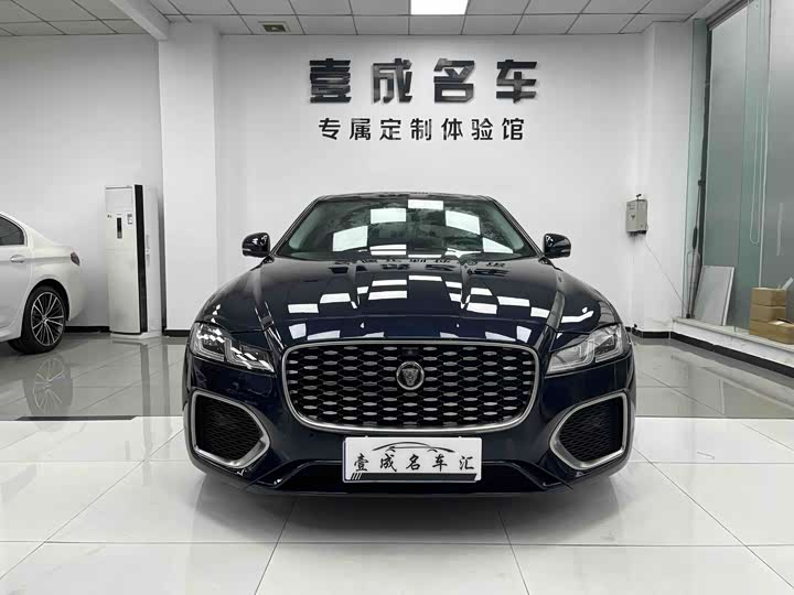 Фото 2 - Jaguar XF L