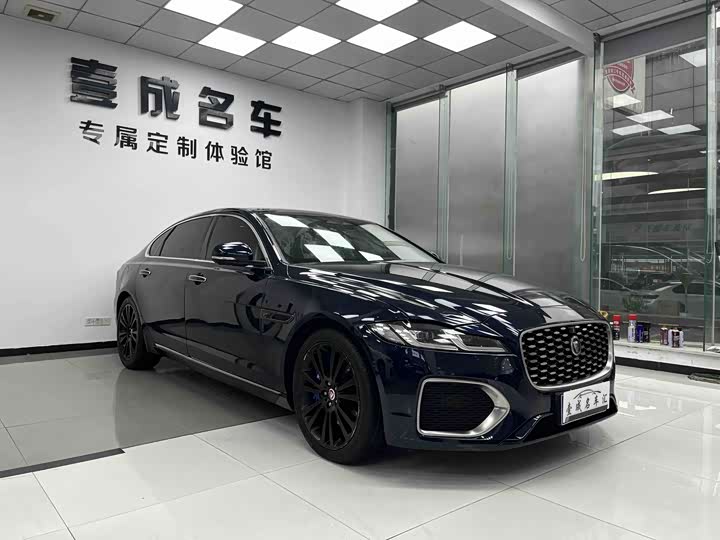 Фото 3 - Jaguar XF L