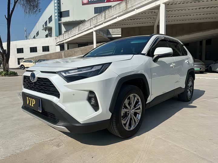 Photo 1 - Toyota RAV4