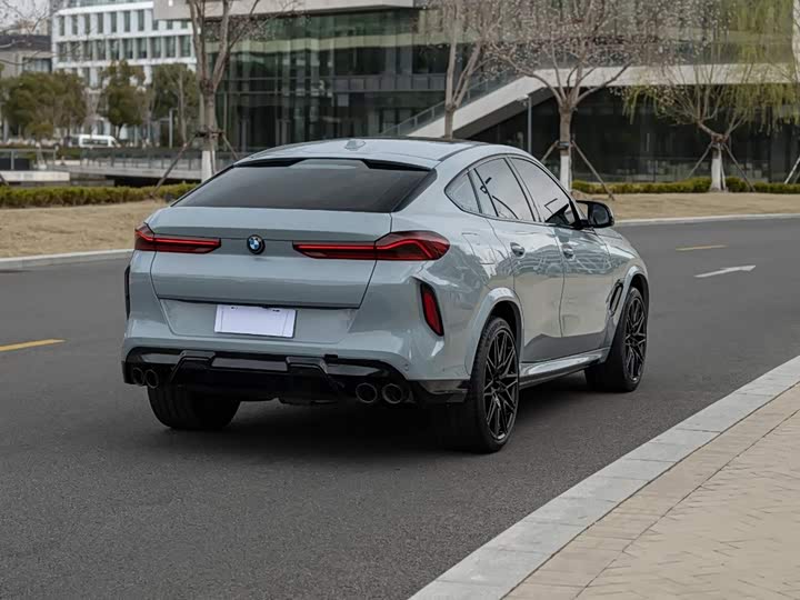 Фото 4 - BMW X6 M