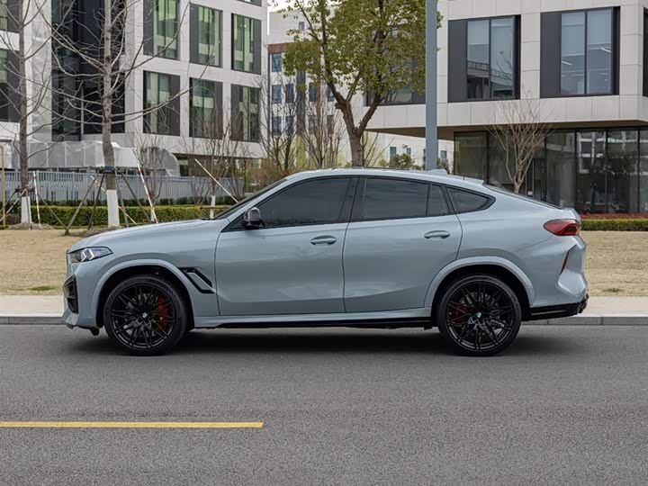 Фото 7 - BMW X6 M