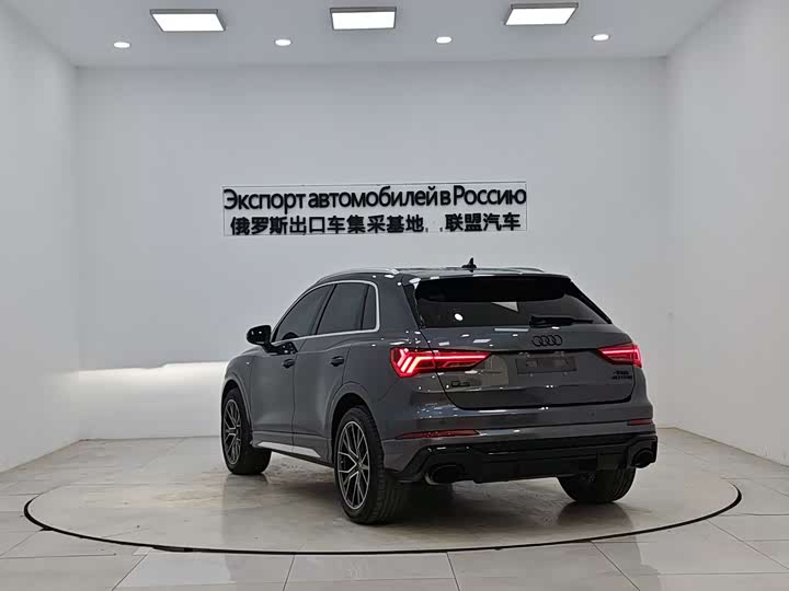 Фото 5 - Audi Q3