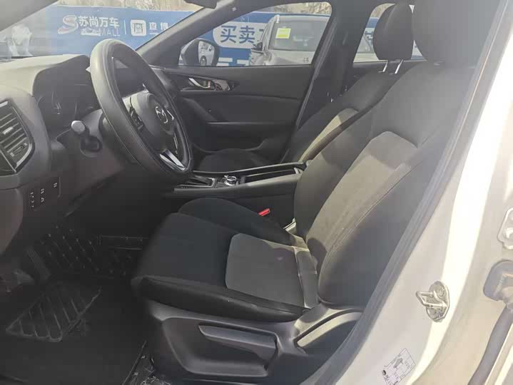 Mazda CX-4 2021 2021款 2.0L 自动两驱蓝天活力版