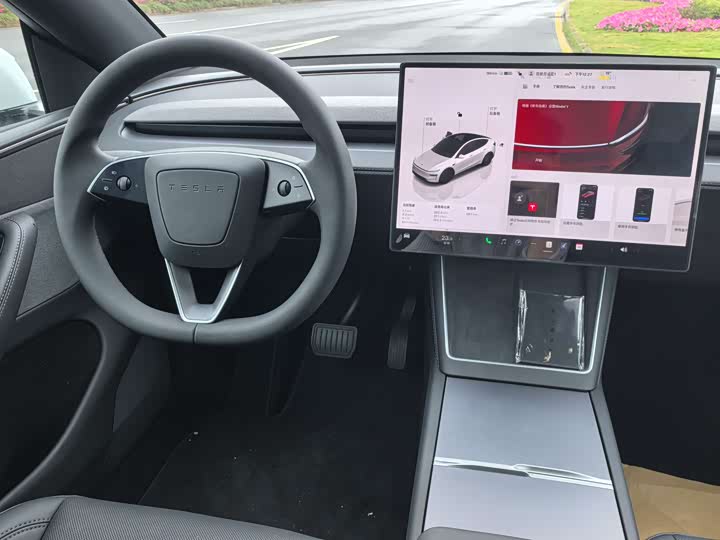 Фото 9 - Tesla Model Y