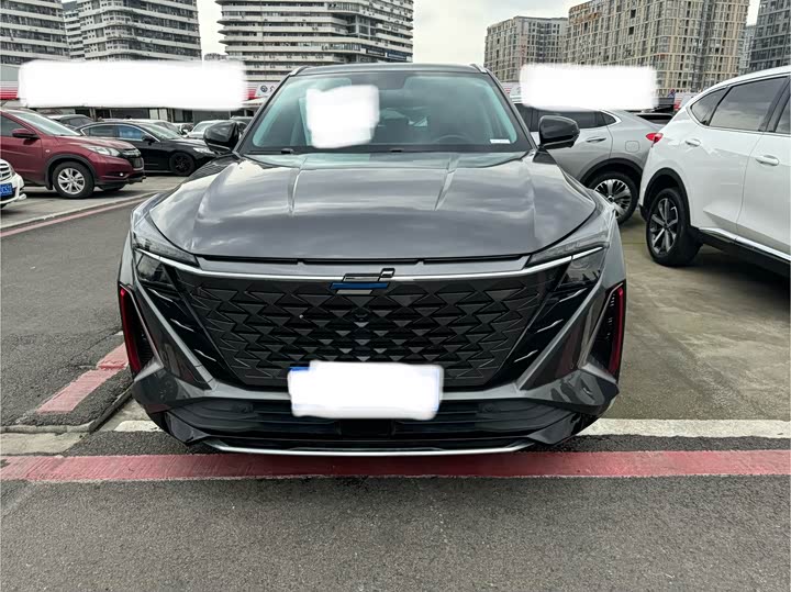 Photo 2 - Changan Oshan Z6