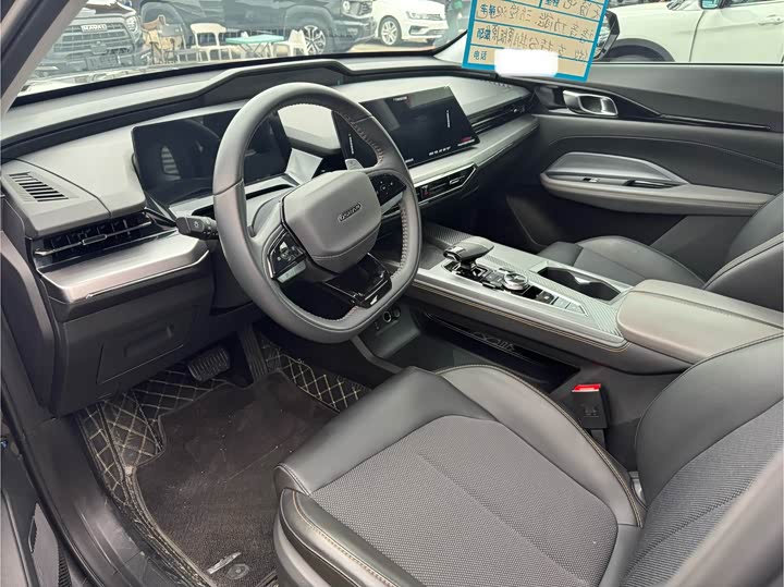 Photo 4 - Changan Oshan Z6