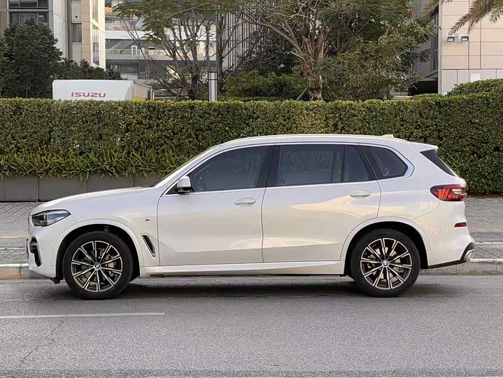 Фото 3 - BMW X5
