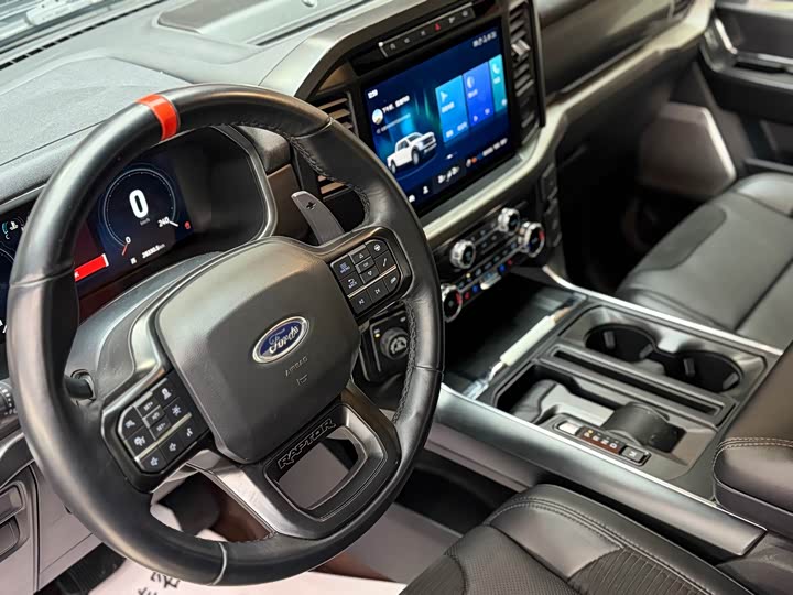 Photo 8 - Ford F-150 Raptor