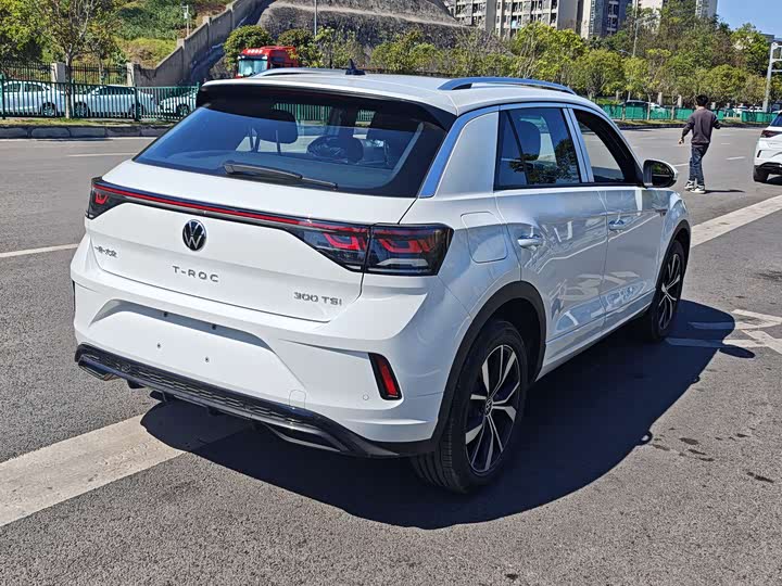 Фото 9 - Volkswagen T-Roc