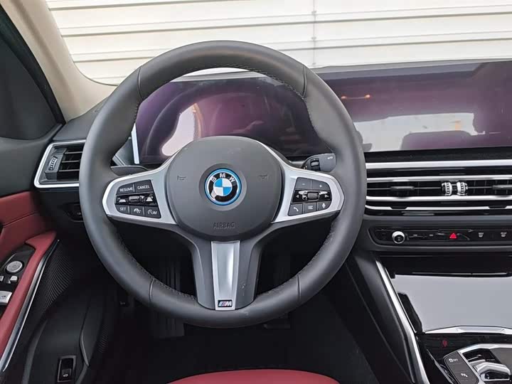 Фото 9 - BMW i3