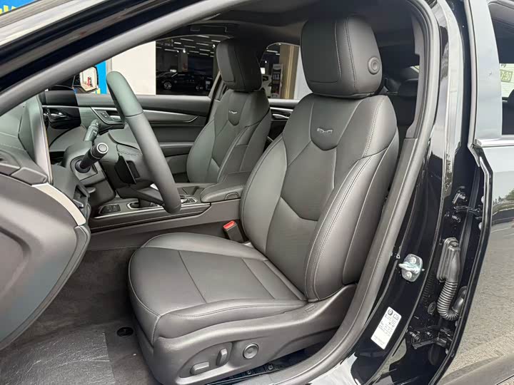 Фото 4 - Cadillac CT5