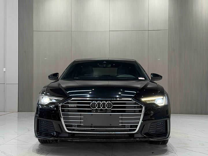 Фото 2 - Audi A6L