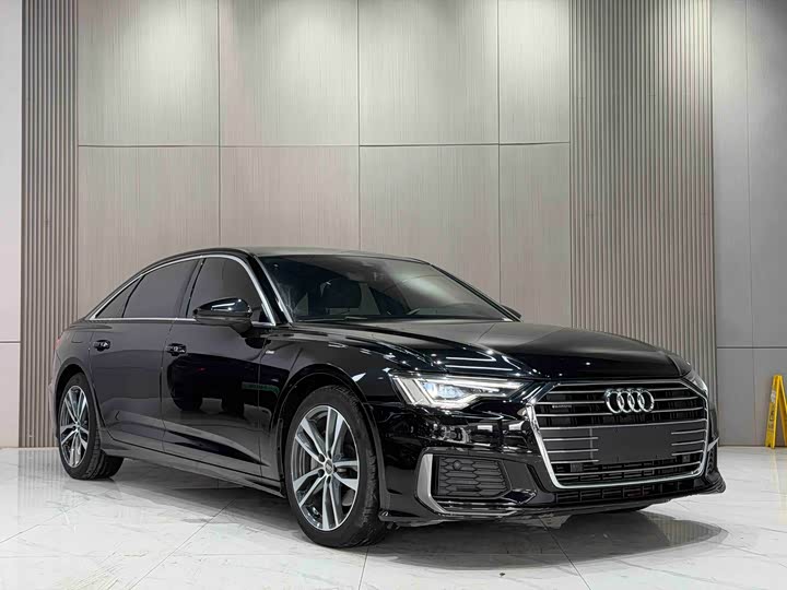 Фото 3 - Audi A6L