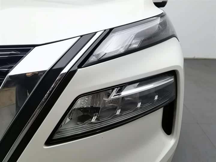 Фото 7 - Nissan X-Trail