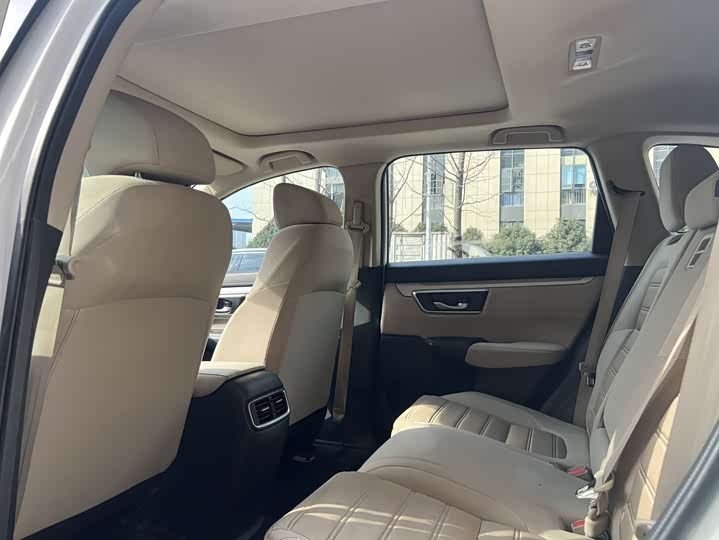 Фото 6 - Honda CR-V