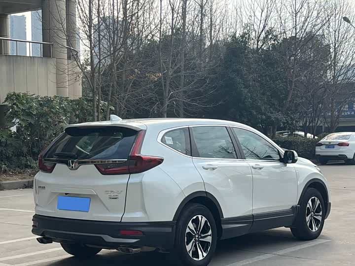 Фото 7 - Honda CR-V