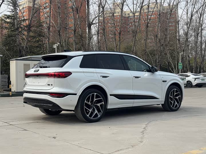 Фото 9 - Audi Q6L e-tron