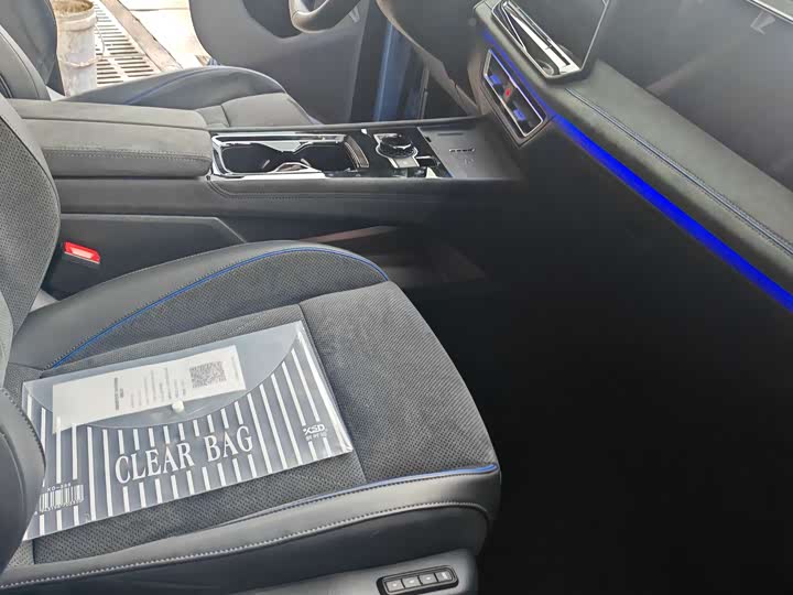 Фото 5 - Volkswagen Tiguan L Pro