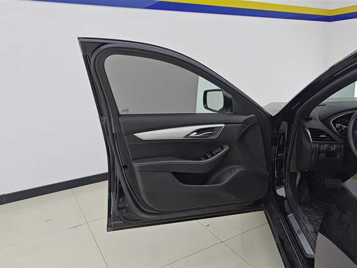 Photo 7 - Cadillac CT5