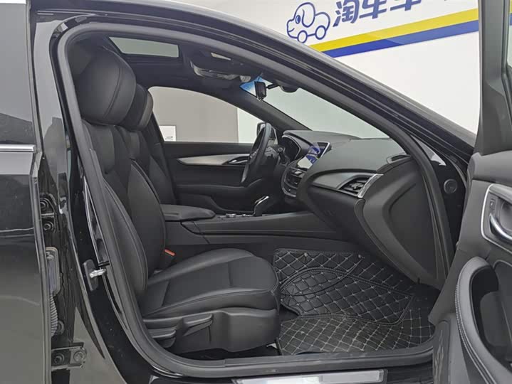 Photo 8 - Cadillac CT5