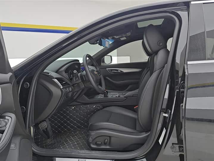 Photo 9 - Cadillac CT5