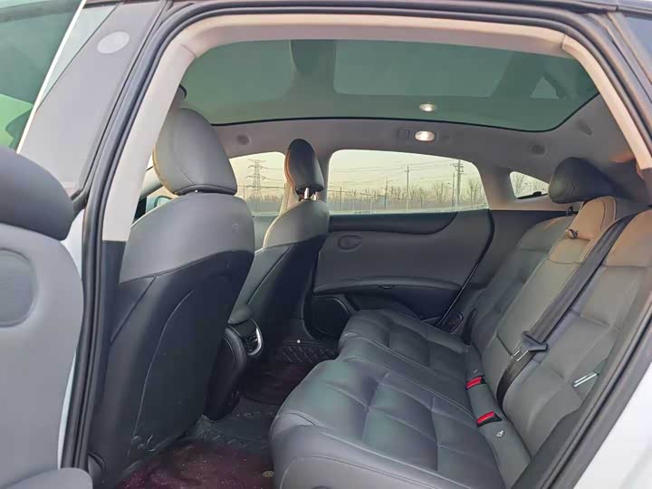 Photo 5 - IM motors L6