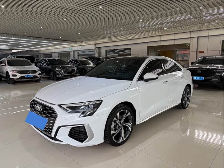 Фото 1 - Audi A3