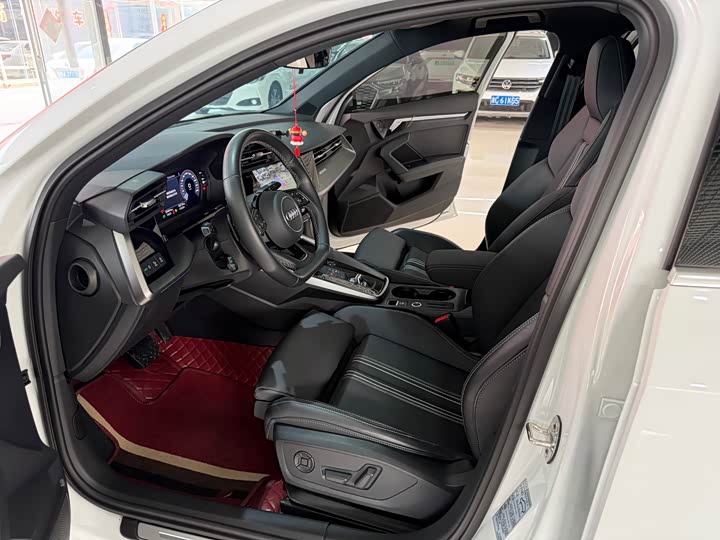 Фото 7 - Audi A3