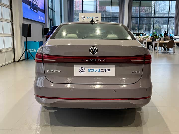 Photo 8 - Volkswagen Lavida