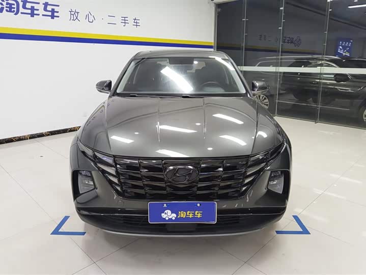 Фото 2 - Hyundai Tucson L