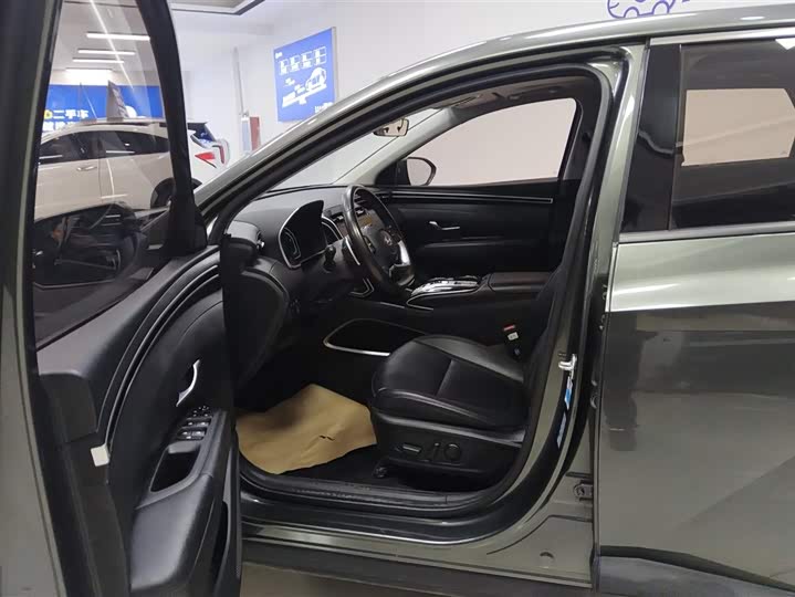 Фото 9 - Hyundai Tucson L